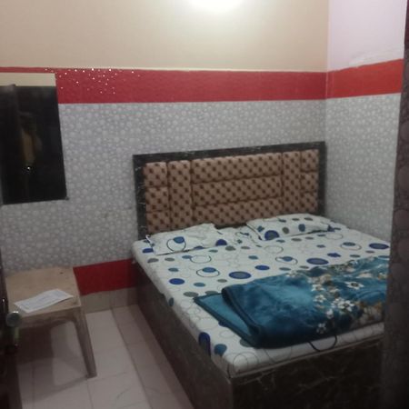 Govind Guest House Mathura Esterno foto