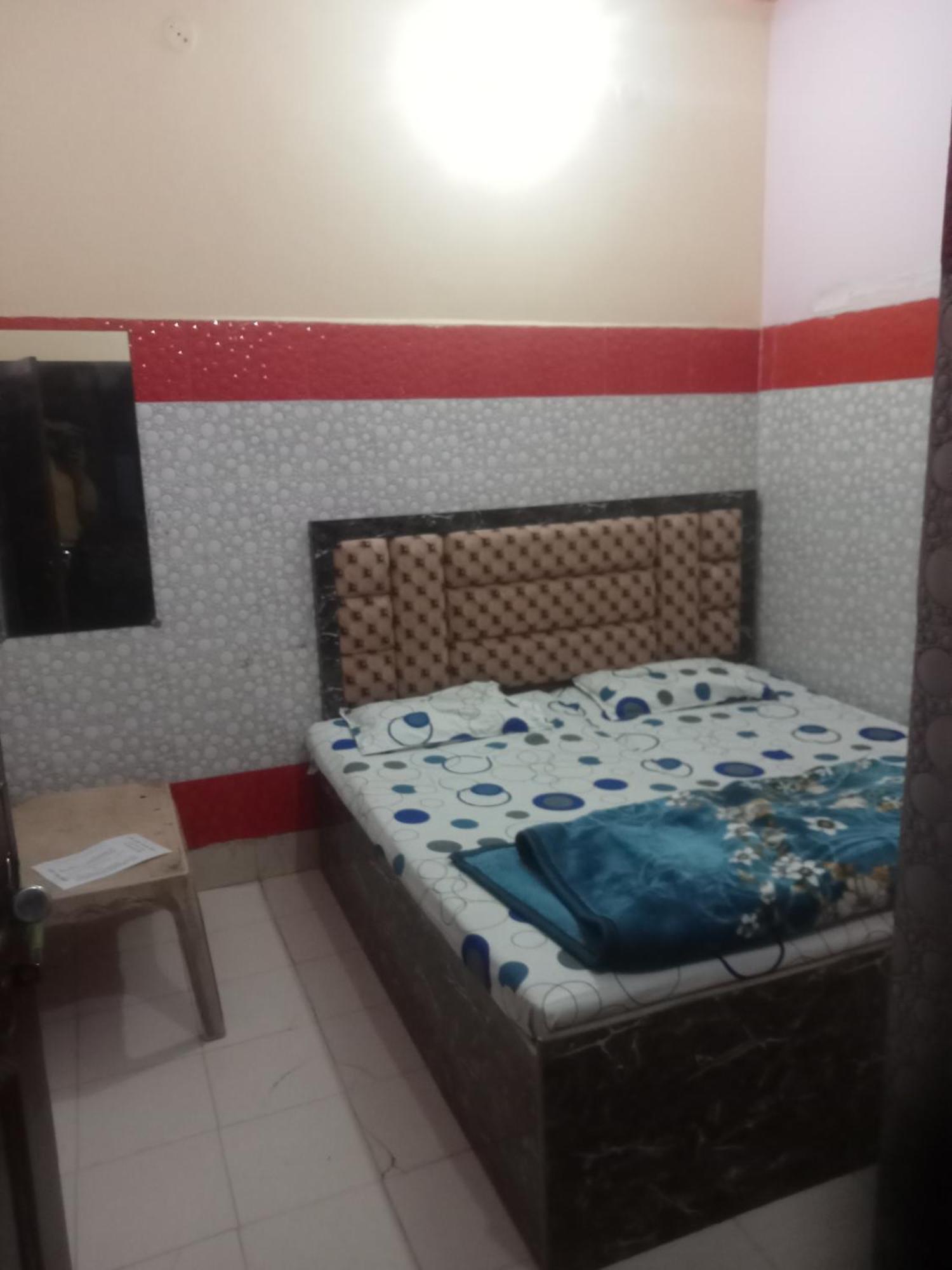 Govind Guest House Mathura Esterno foto