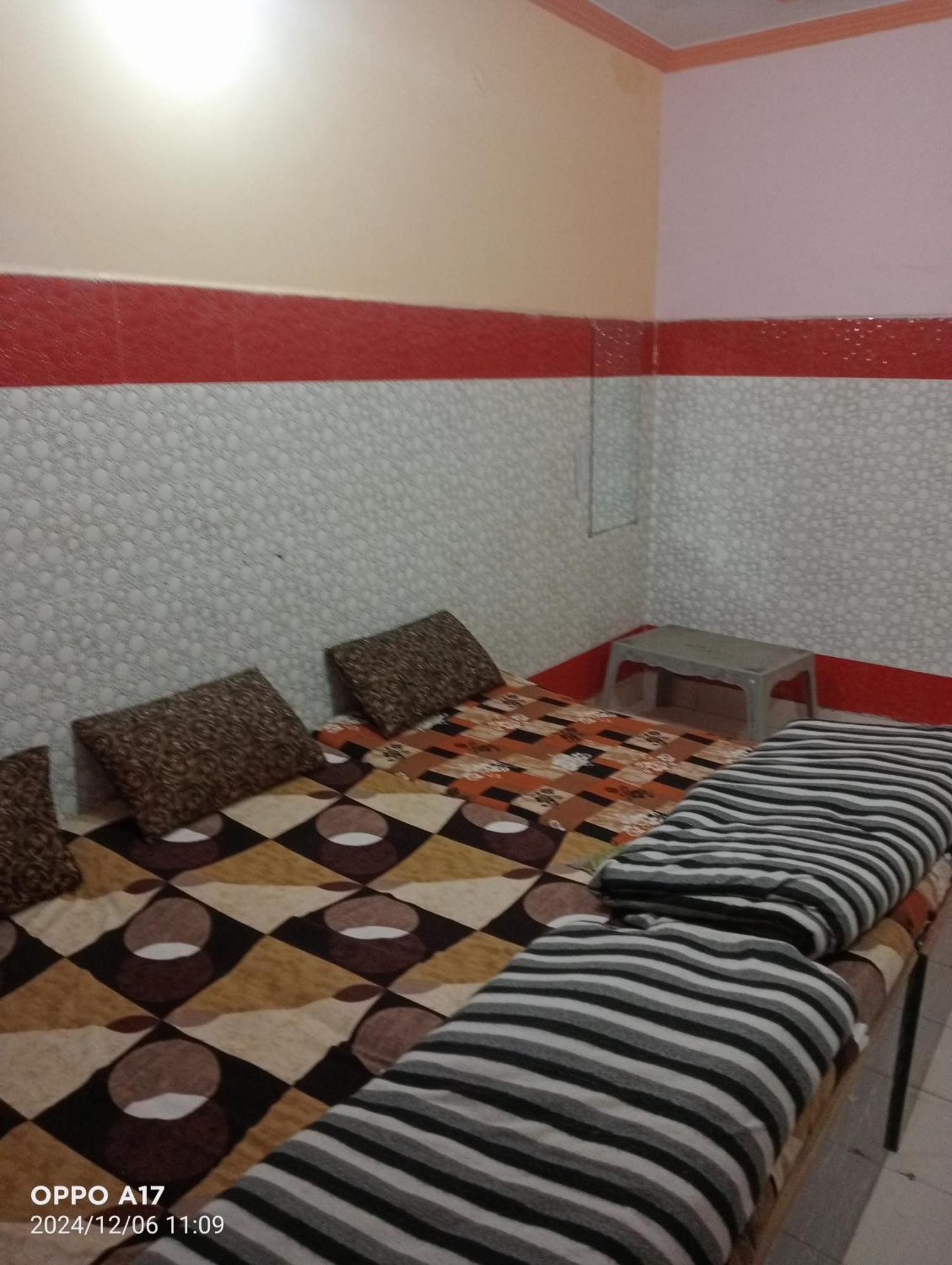 Govind Guest House Mathura Esterno foto